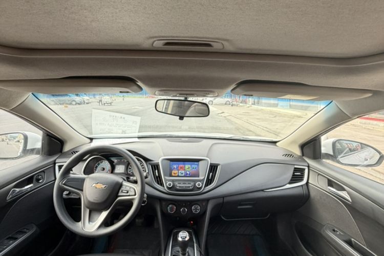Used Chevrolet Cavalier 2019 320 Manual Xinyue Edition Interior 9