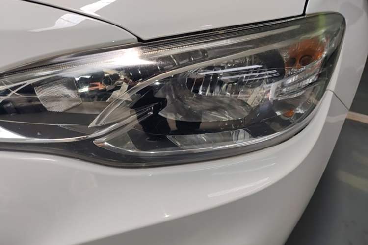 Used Chevrolet Cavalier 2019 320 Automatic Enjoyment with Sunroof Left Front Headlight