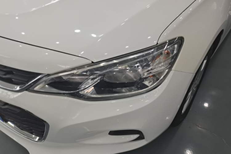Used Chevrolet Cavalier 2019 320 Automatic Enjoyment with Sunroof Left Front Headlight