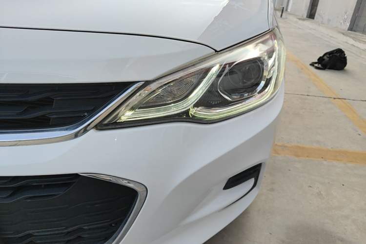 Used Chevrolet Cavalier 2019 320 Manual Xinyue Edition Left Front Headlight
