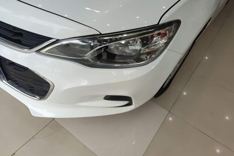 Used Chevrolet Cavalier 2019 320 Automatic Enjoyment with Sunroof Left Front Headlight