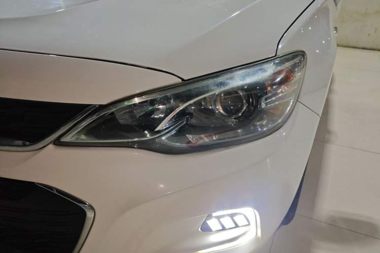 Used Chevrolet Cavalier 2019 320 Automatic Enjoyment with Sunroof Left Front Headlight