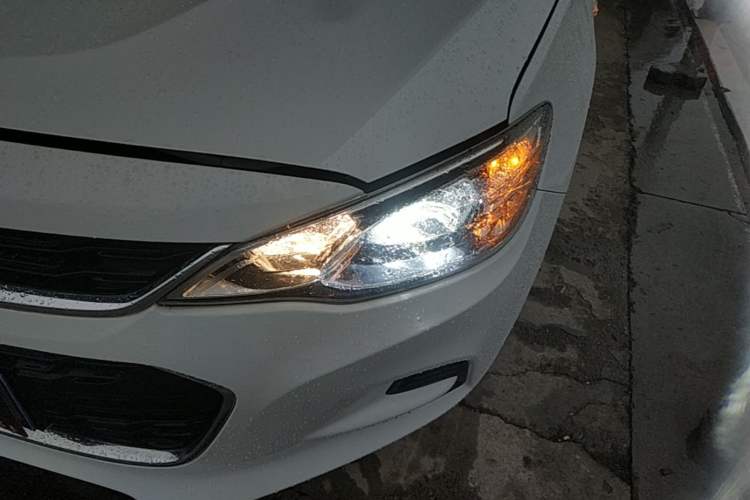Used Chevrolet Cavalier 2019 320 Automatic Enjoyment with Sunroof Left Front Headlight