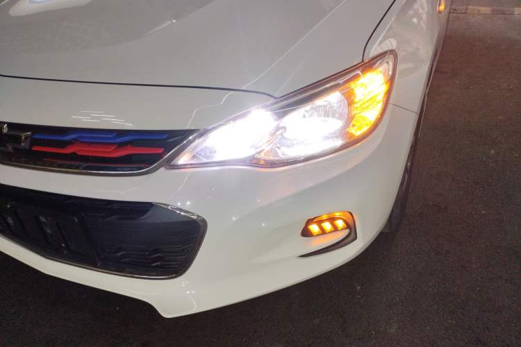 Used Chevrolet Cavalier 2019 320 Automatic Enjoyment with Sunroof Left Front Headlight