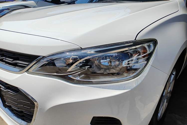 Used Chevrolet Cavalier 2019 320 Automatic Enjoyment with Sunroof Left Front Headlight