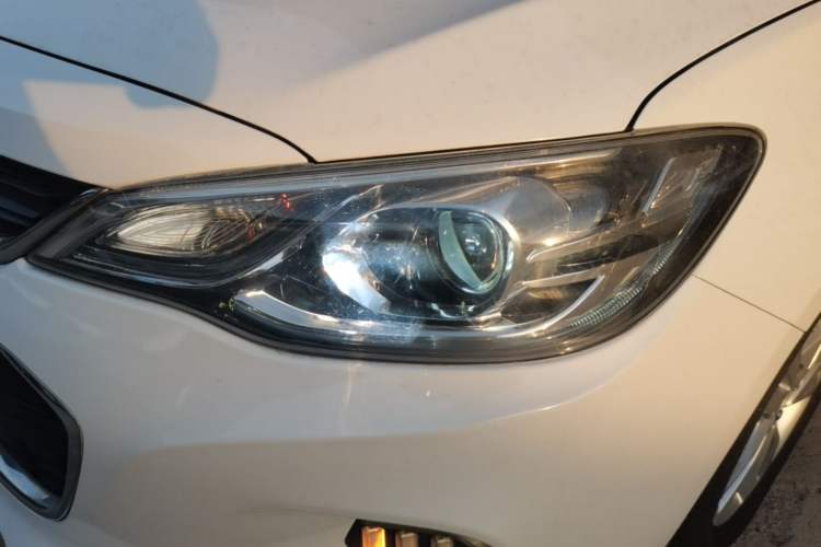 Used Chevrolet Cavalier 2019 320 Manual Xinyue Edition Left Front Headlight