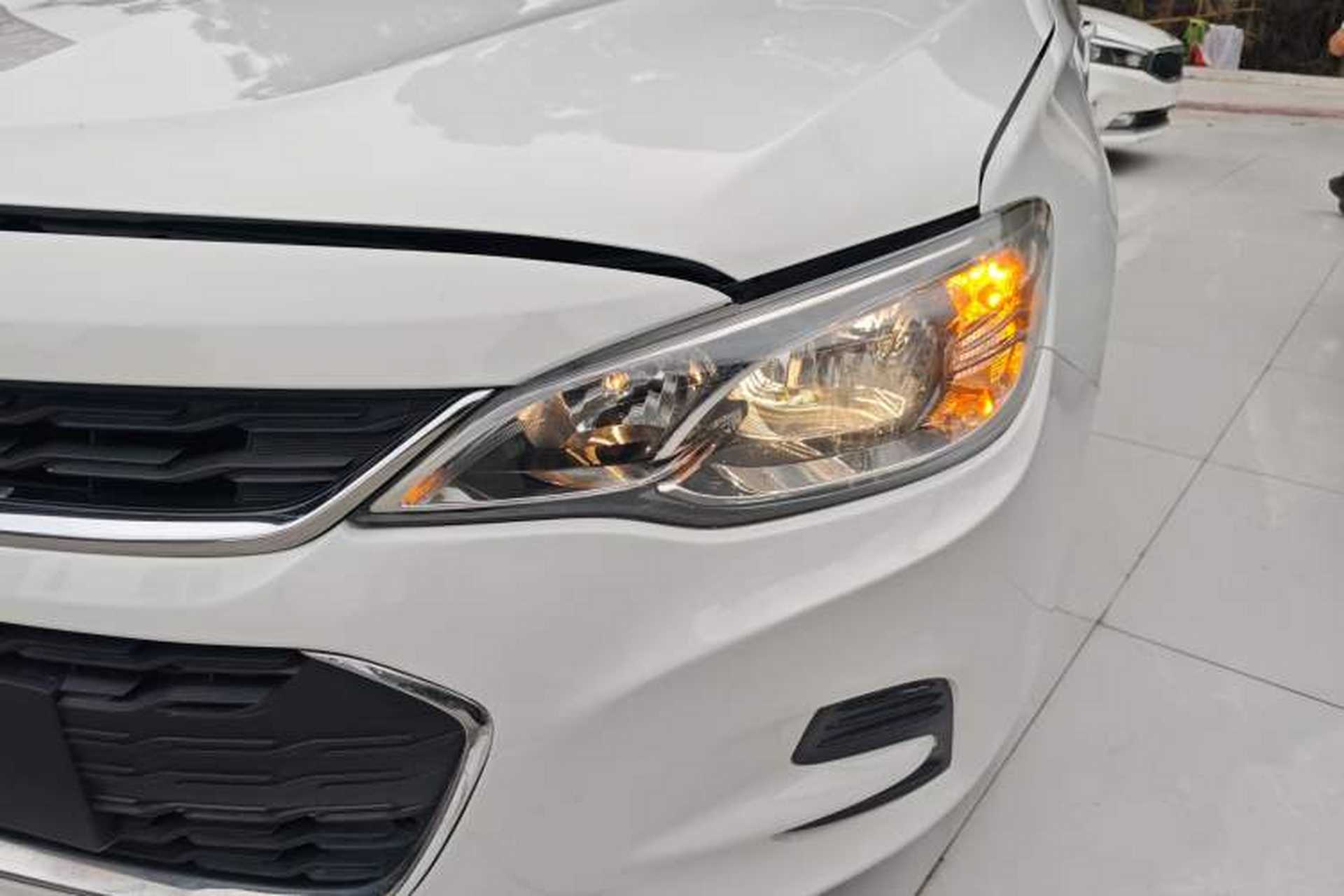 Used Chevrolet Cavalier 2019 320 Automatic Enjoyment Edition Left Front Headlight