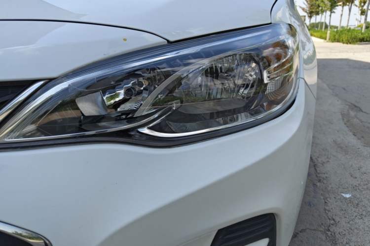 Used Chevrolet Cavalier 2019 320 Automatic Enjoyment with Sunroof Left Front Headlight