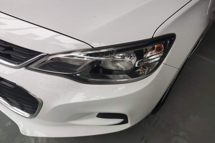Used Chevrolet Cavalier 2019 320 Automatic Enjoyment with Sunroof Left Front Headlight