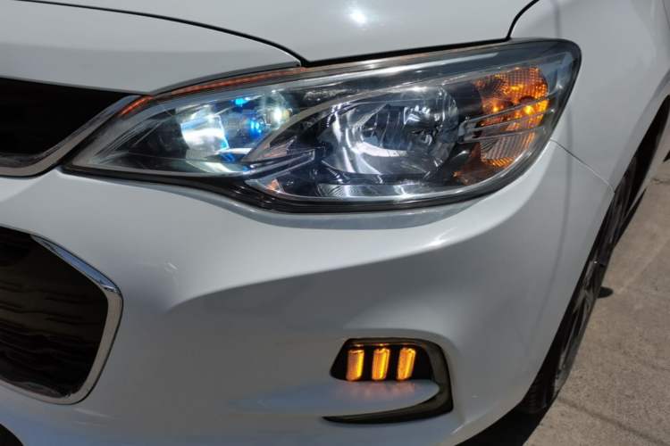 Used Chevrolet Cavalier 2019 320 Automatic Enjoyment with Sunroof Left Front Headlight
