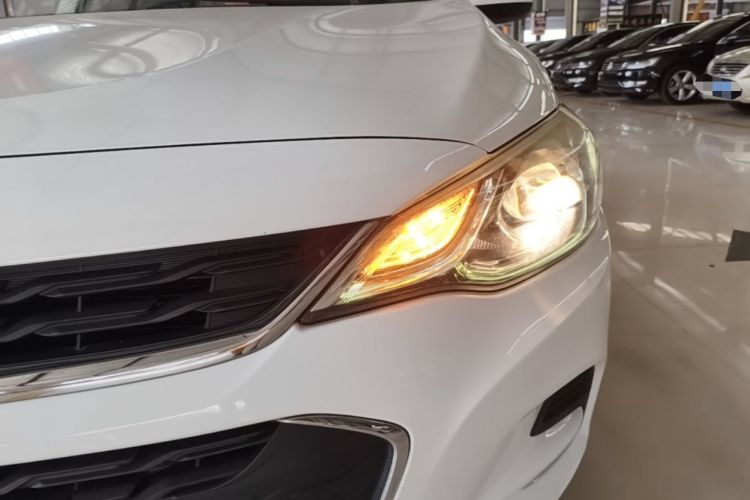 Used Chevrolet Cavalier 2019 320 Manual Xinyue Edition Left Front Headlight