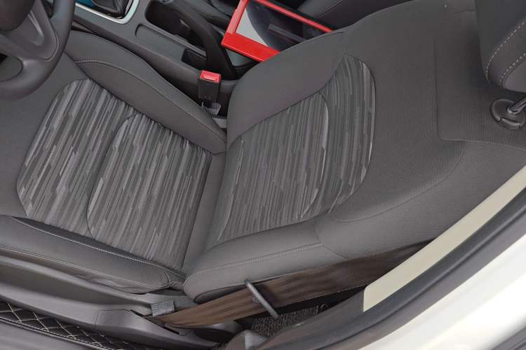 Used Chevrolet Cavalier 2019 320 Automatic Enjoyment with Sunroof Left Front Seat