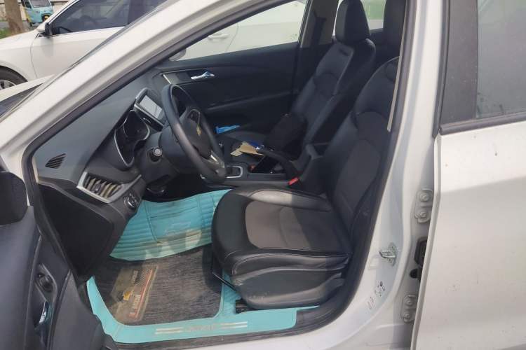 Used Chevrolet Cavalier 2019 320 Manual Xinyue Edition Left Front Seat