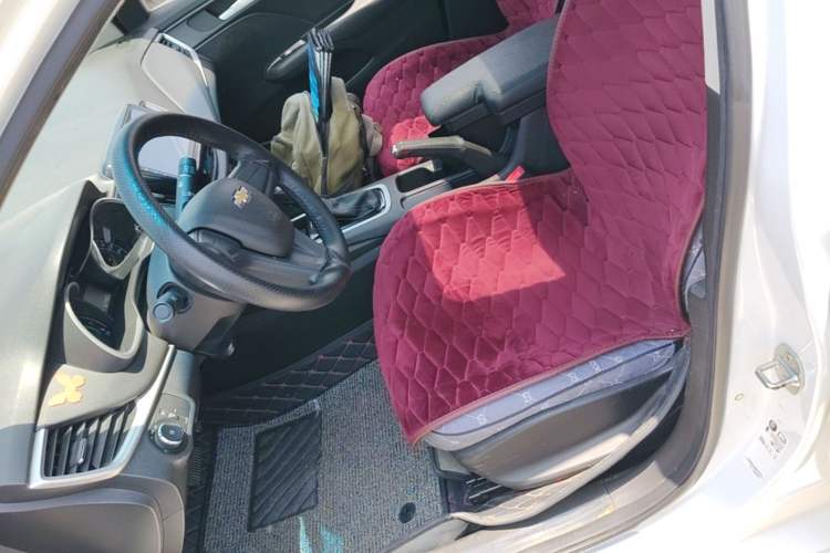 Used Chevrolet Cavalier 2019 320 Automatic Enjoyment with Sunroof Left Front Seat