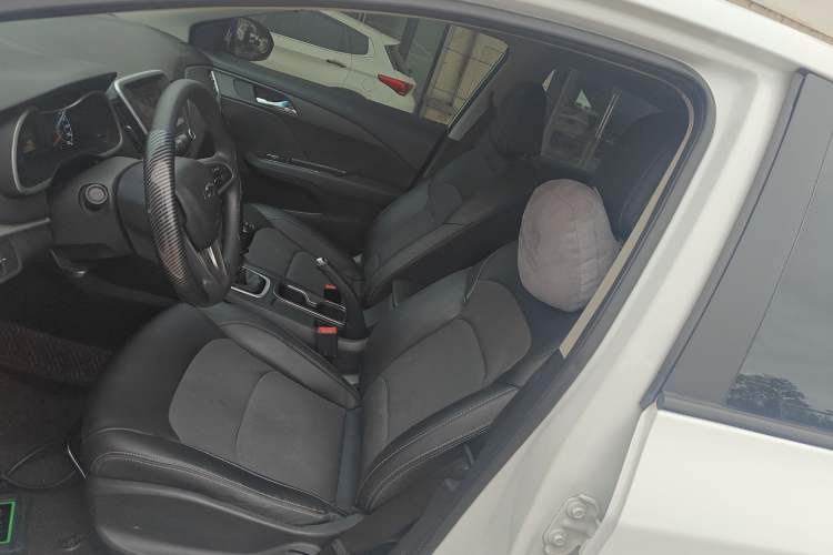 Used Chevrolet Cavalier 2019 320 Manual Xinyue Edition Left Front Seat