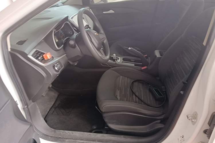 Used Chevrolet Cavalier 2019 320 Automatic Enjoyment with Sunroof Left Front Seat