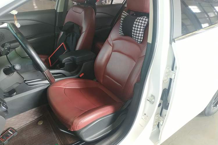 Used Chevrolet Cavalier 2019 320 Automatic Enjoyment with Sunroof Left Front Seat