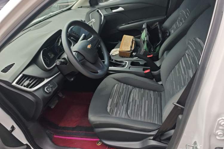 Used Chevrolet Cavalier 2019 320 Automatic Enjoyment with Sunroof Left Front Seat