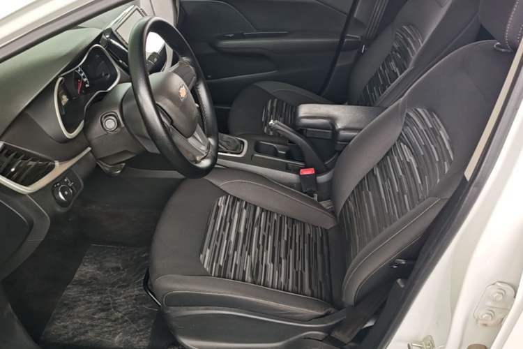 Used Chevrolet Cavalier 2019 320 Automatic Enjoyment with Sunroof Left Front Seat