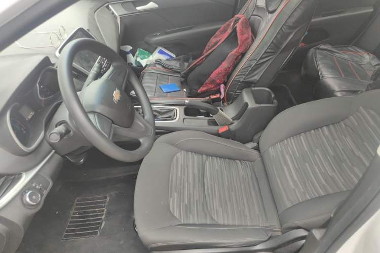 Used Chevrolet Cavalier 2019 320 Automatic Enjoyment with Sunroof Left Front Seat