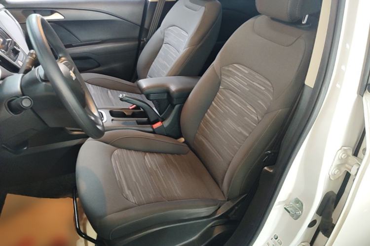 Used Chevrolet Cavalier 2019 320 Automatic Enjoyment with Sunroof Left Front Seat