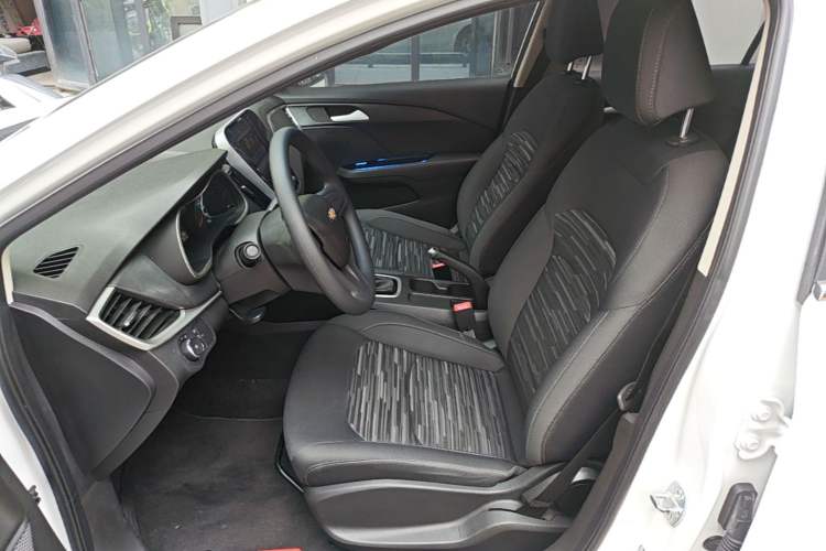 Used Chevrolet Cavalier 2019 320 Automatic Enjoyment with Sunroof Left Front Seat