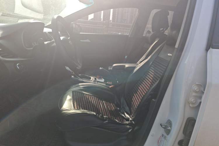 Used Chevrolet Cavalier 2019 320 Automatic Enjoyment with Sunroof Left Front Seat