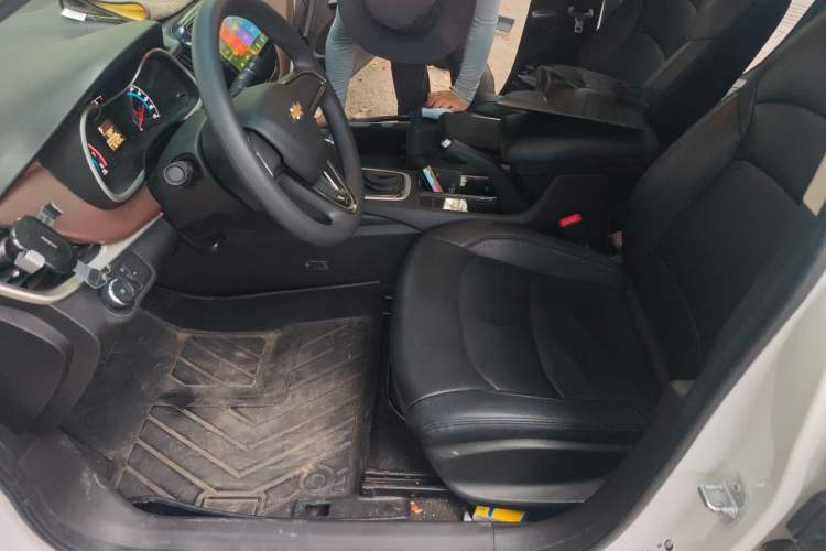Used Chevrolet Cavalier 2019 320 Automatic Enjoyment with Sunroof Left Front Seat