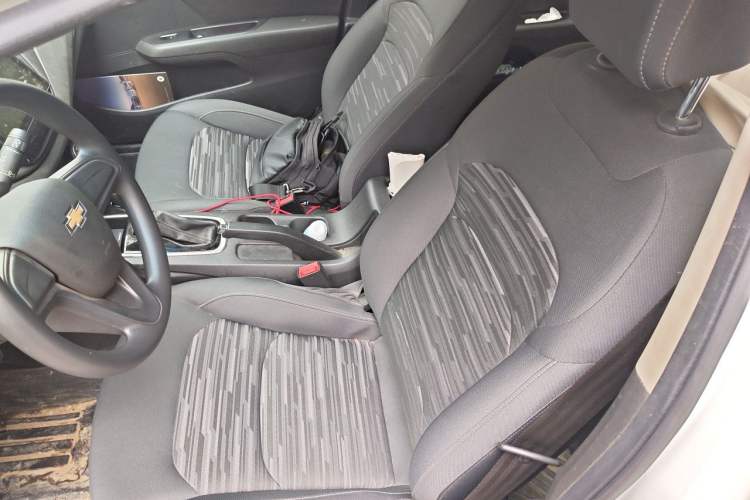 Used Chevrolet Cavalier 2019 320 Automatic Enjoyment with Sunroof Left Front Seat