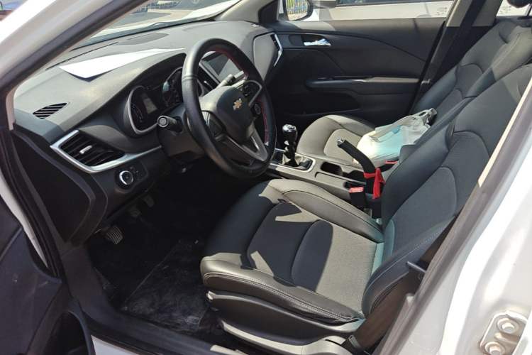 Used Chevrolet Cavalier 2019 320 Manual Xinyue Edition Left Front Seat