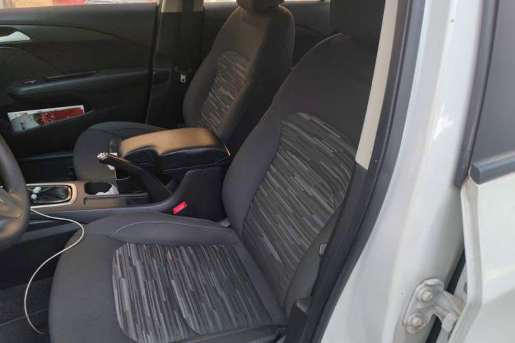 Used Chevrolet Cavalier 2019 320 Automatic Enjoyment with Sunroof Left Front Seat