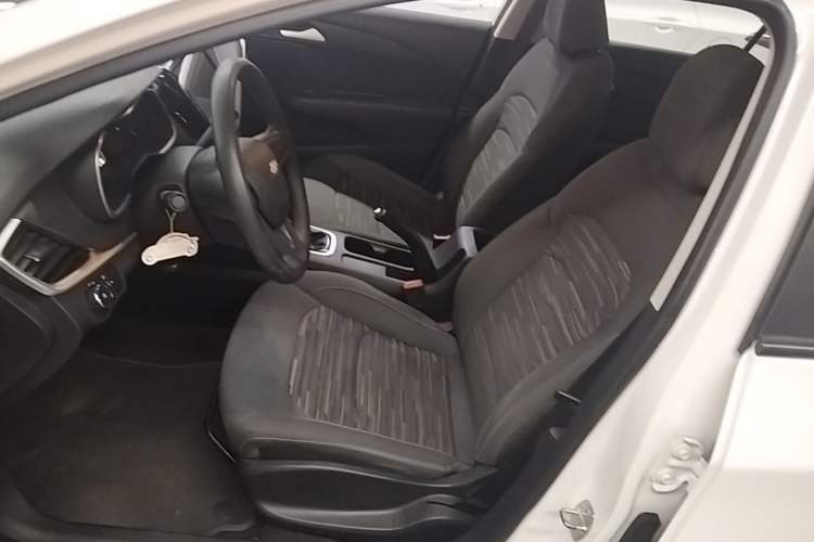 Used Chevrolet Cavalier 2019 320 Automatic Enjoyment with Sunroof Left Front Seat