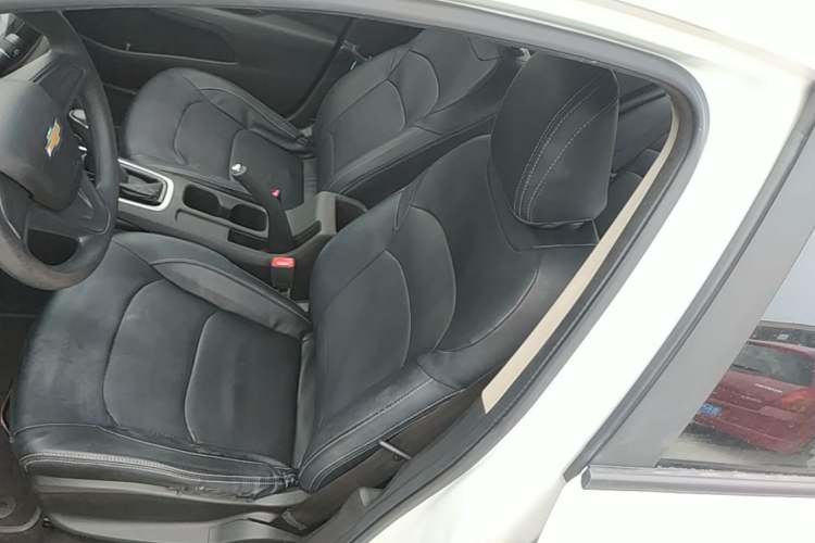 Used Chevrolet Cavalier 2019 320 Automatic Enjoyment with Sunroof Left Front Seat