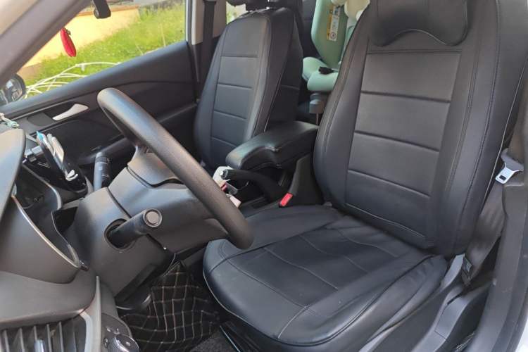 Used Chevrolet Cavalier 2019 320 Automatic Enjoyment with Sunroof Left Front Seat