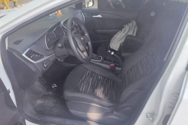 Used Chevrolet Cavalier 2019 320 Automatic Enjoyment with Sunroof Left Front Seat
