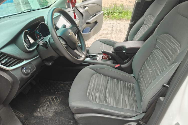 Used Chevrolet Cavalier 2019 320 Automatic Enjoyment Edition Left Front Seat