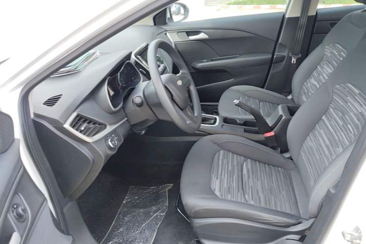 Used Chevrolet Cavalier 2019 320 Automatic Enjoyment with Sunroof Left Front Seat