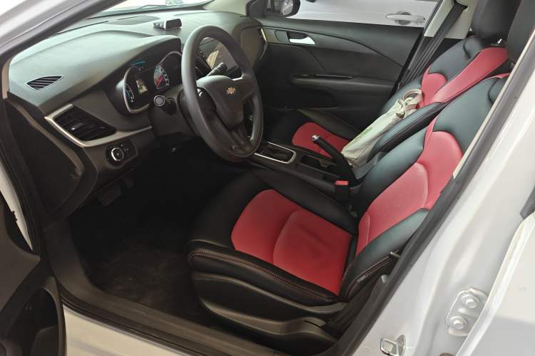 Used Chevrolet Cavalier 2019 320 Automatic Enjoyment with Sunroof Left Front Seat