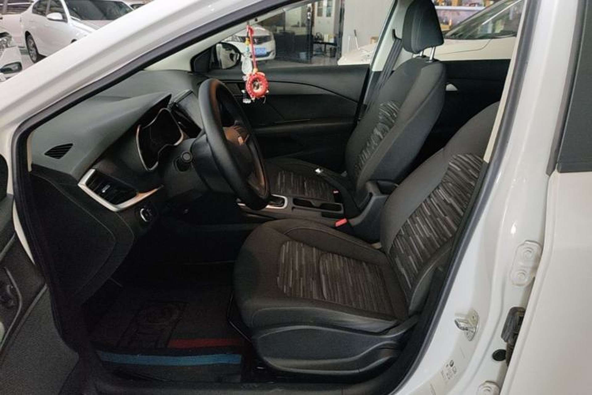 Used Chevrolet Cavalier 2019 320 Automatic Enjoyment with Sunroof Left Front Seat