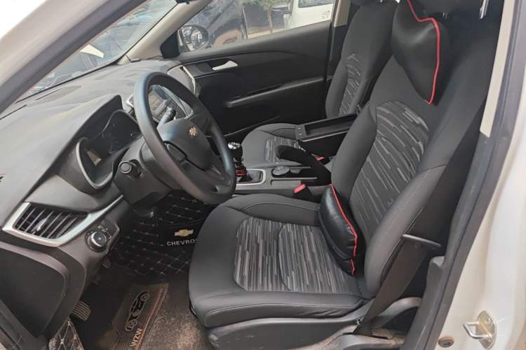 Used Chevrolet Cavalier 2019 320 Manual Enjoyment Edition Left Front Seat