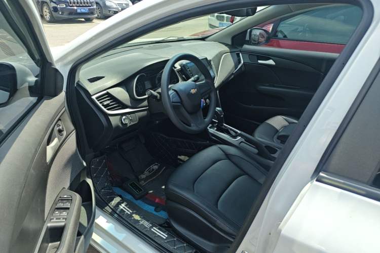 Used Chevrolet Cavalier 2019 320 Automatic Enjoyment with Sunroof Left Front Seat