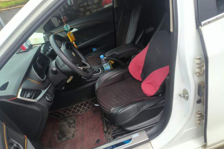 Used Chevrolet Cavalier 2019 320 Automatic Enjoyment with Sunroof Left Front Seat