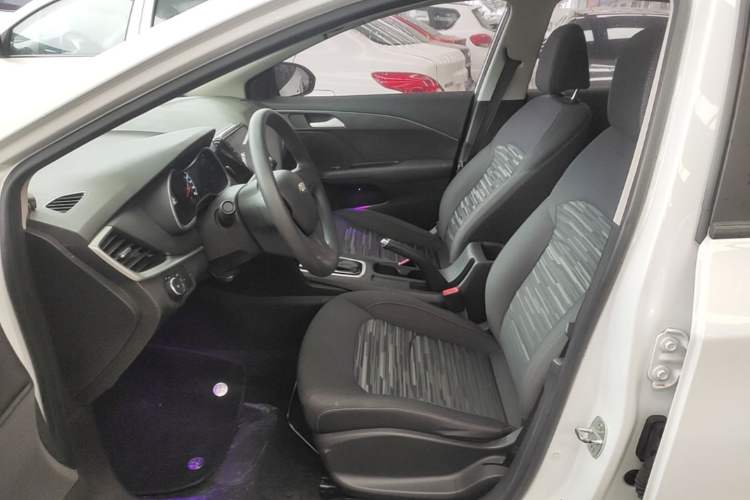 Used Chevrolet Cavalier 2019 320 Automatic Enjoyment with Sunroof Left Front Seat