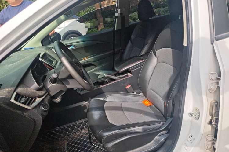 Used Chevrolet Cavalier 2019 320 Manual Xinyue Edition Left Front Seat