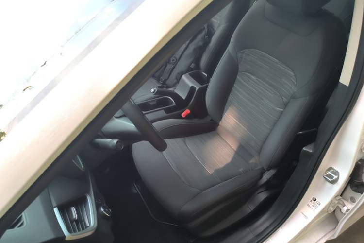 Used Chevrolet Cavalier 2019 320 Automatic Enjoyment with Sunroof Left Front Seat