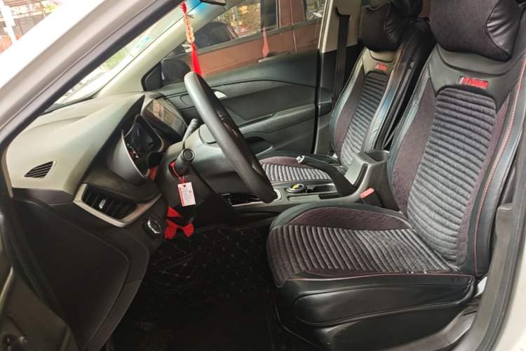 Used Chevrolet Cavalier 2019 320 Automatic Enjoyment with Sunroof Left Front Seat