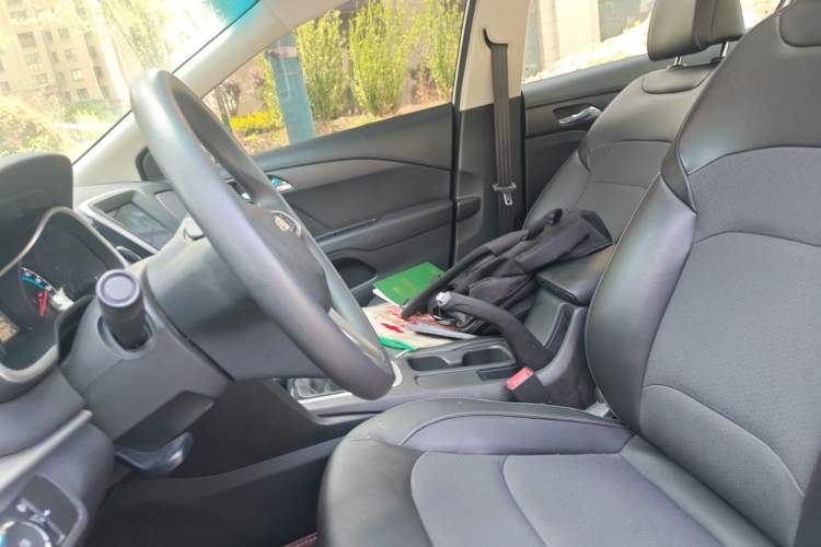 Used Chevrolet Cavalier 2019 320 Manual Xinyue Edition Left Front Seat