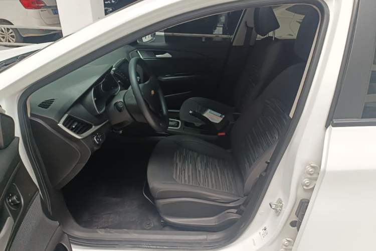 Used Chevrolet Cavalier 2019 320 Automatic Enjoyment with Sunroof Left Front Seat