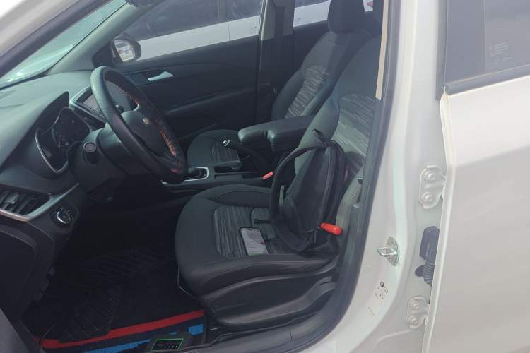 Used Chevrolet Cavalier 2019 320 Automatic Enjoyment with Sunroof Left Front Seat