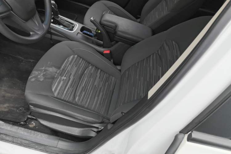 Used Chevrolet Cavalier 2019 320 Automatic Enjoyment Edition Left Front Seat
